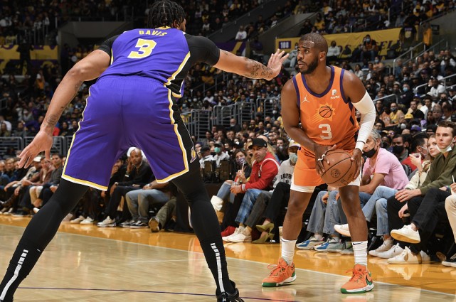 亚洲乒乓球锦标赛：我国女双3比2战胜菲律宾组合.