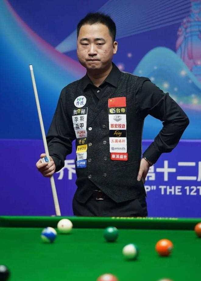 表现突出 表现突出