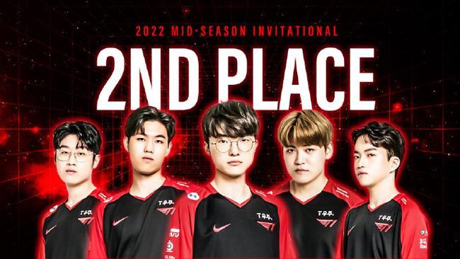 让二追三！梁靖崑逆转晋级男单16强央视新闻客户端.