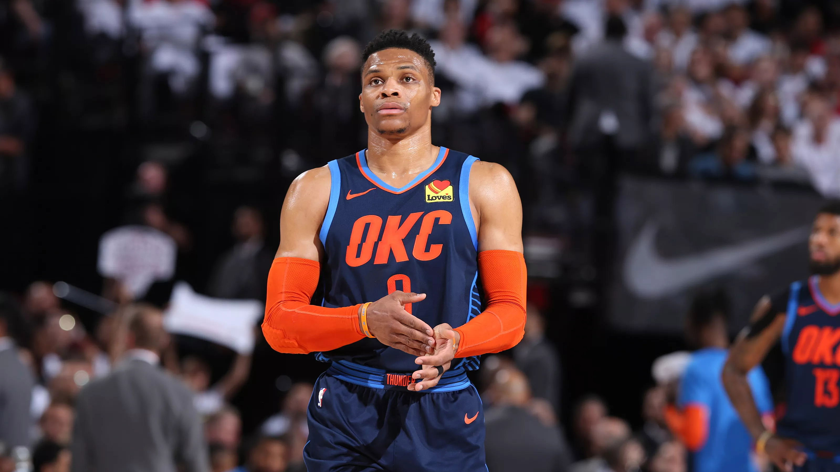 置更靠内 置更靠内