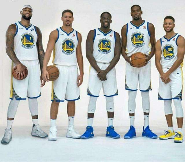 许多季后赛 许多季后赛